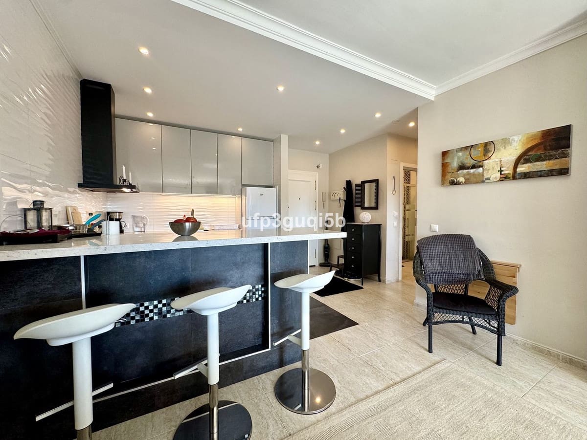 2 quarto Apartamento para venda em La Cala de Mijas com garagem - 449 000 € (Ref: 9900003)