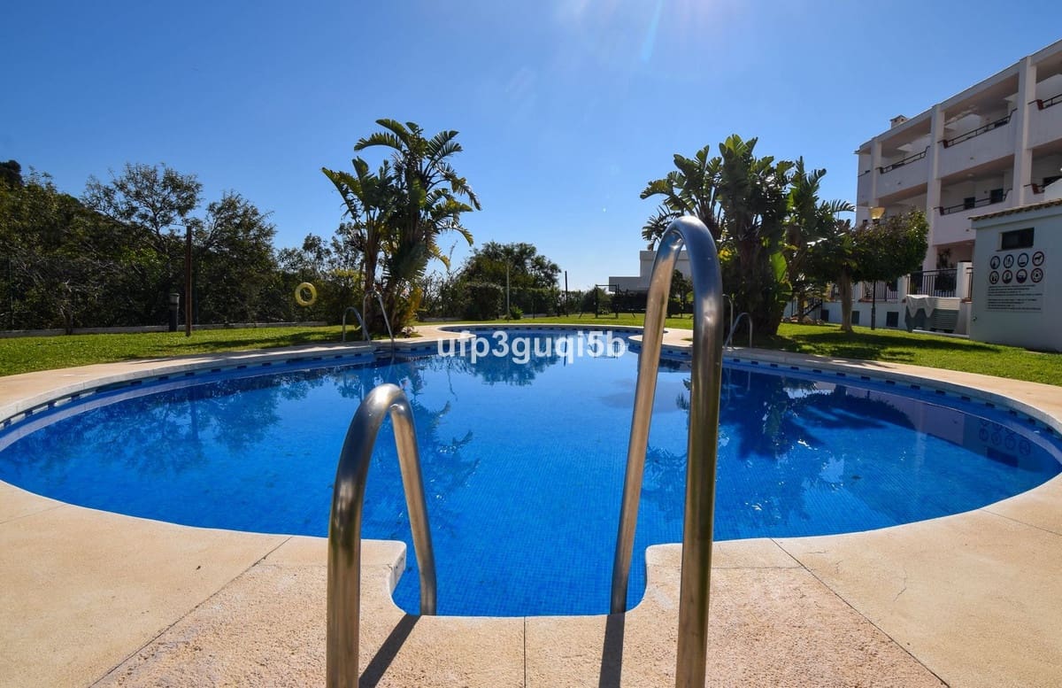 1 slaapkamer Appartement te koop in Torrequebrada - € 260.000 (Ref: 9900004)