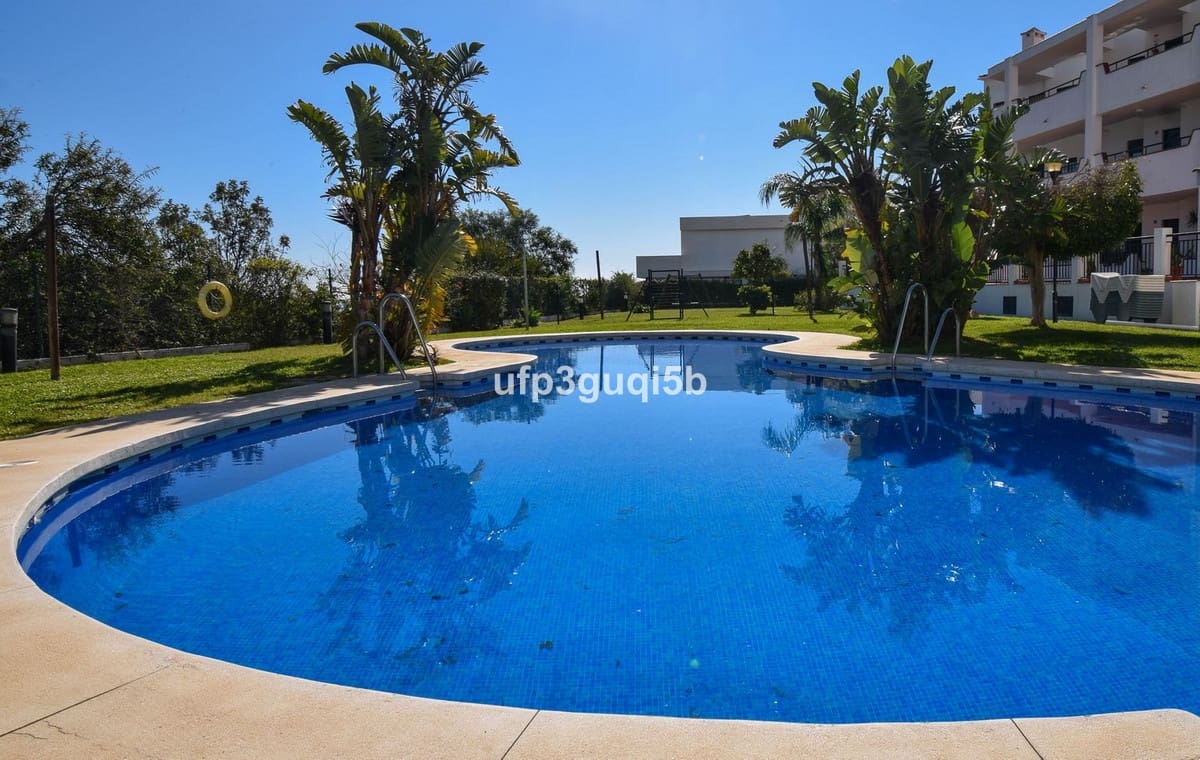 1 slaapkamer Appartement te koop in Torrequebrada - € 260.000 (Ref: 9900004)