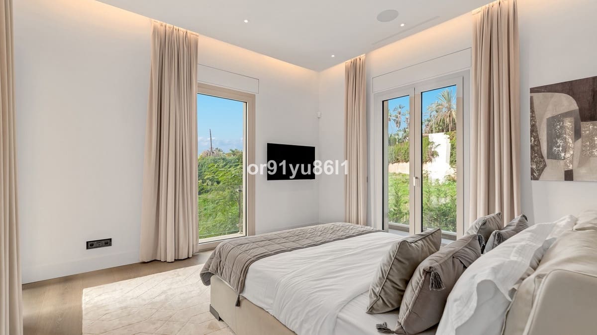 7 quarto Moradia para venda em Golden Mile com garagem - 19 000 000 € (Ref: 9900006)