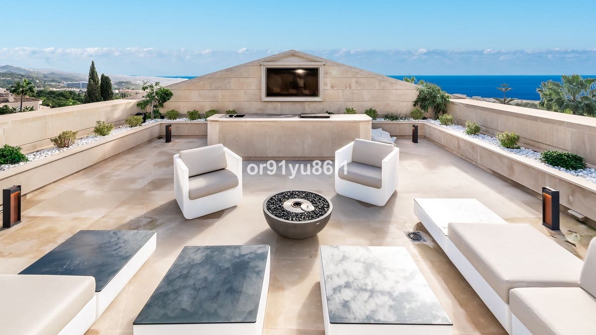 7 quarto Moradia para venda em Golden Mile com garagem - 19 000 000 € (Ref: 9900006)