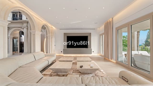 7 slaapkamer Villa te koop in Sierra Blanca, Marbella met garage - € 19.000.000 (Ref: 9900006)