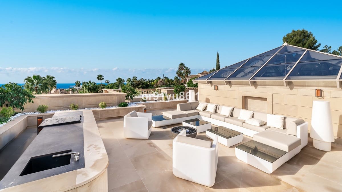 7 quarto Moradia para venda em Golden Mile com garagem - 19 000 000 € (Ref: 9900006)
