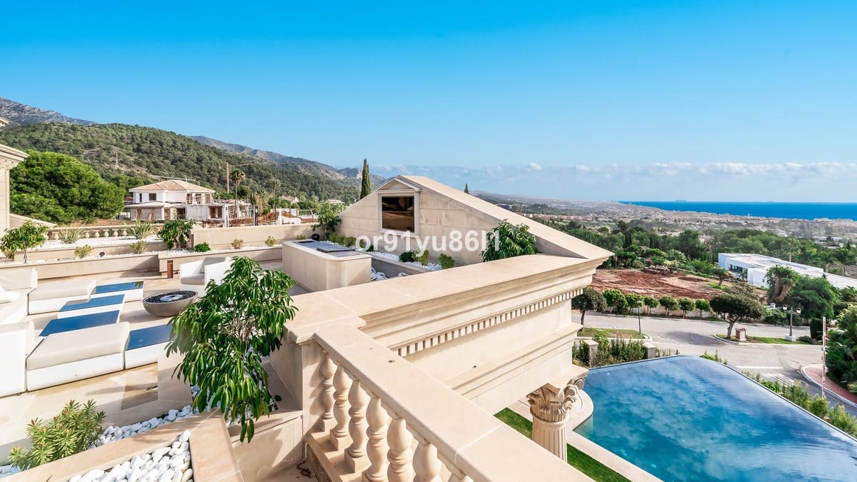 7 quarto Moradia para venda em Golden Mile com garagem - 19 000 000 € (Ref: 9900006)