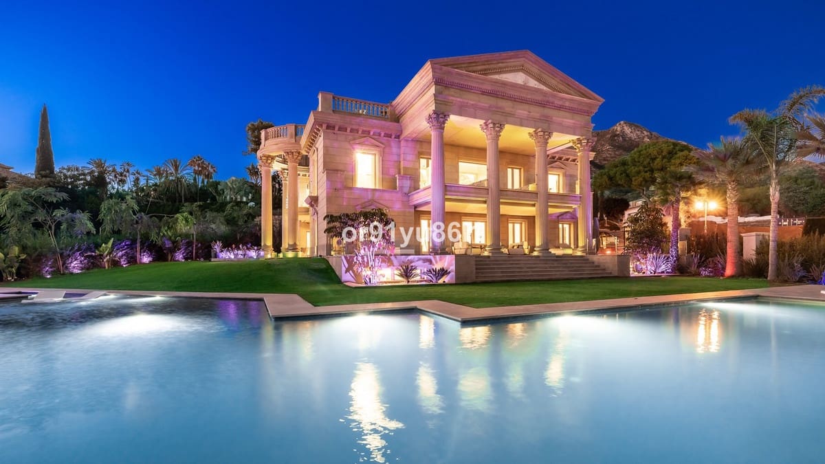 7 quarto Moradia para venda em Golden Mile com garagem - 19 000 000 € (Ref: 9900006)