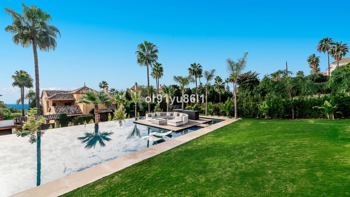 7 quarto Moradia para venda em Golden Mile com garagem - 19 000 000 € (Ref: 9900006)