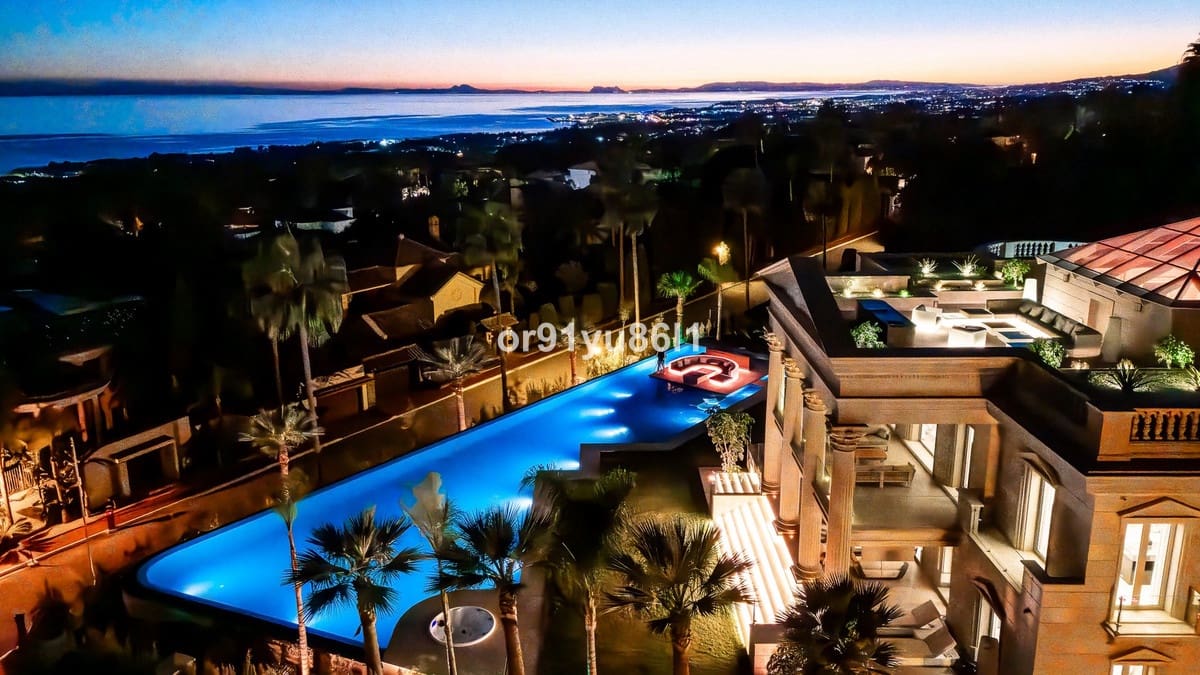 7 quarto Moradia para venda em Golden Mile com garagem - 19 000 000 € (Ref: 9900006)