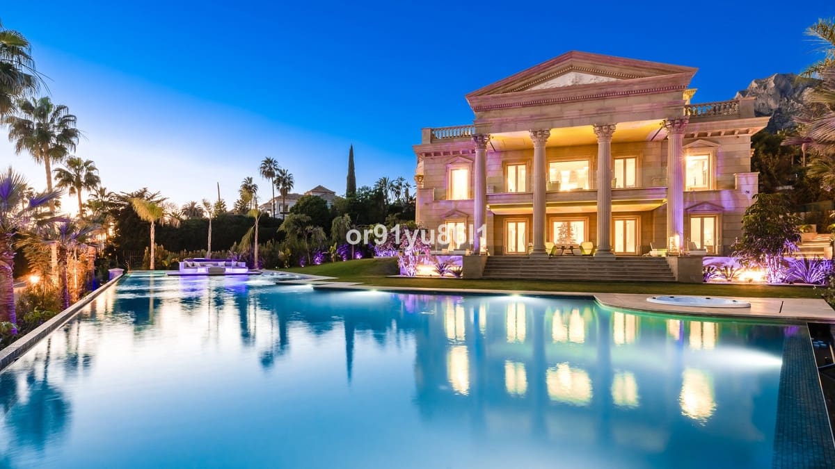7 quarto Moradia para venda em Golden Mile com garagem - 19 000 000 € (Ref: 9900006)