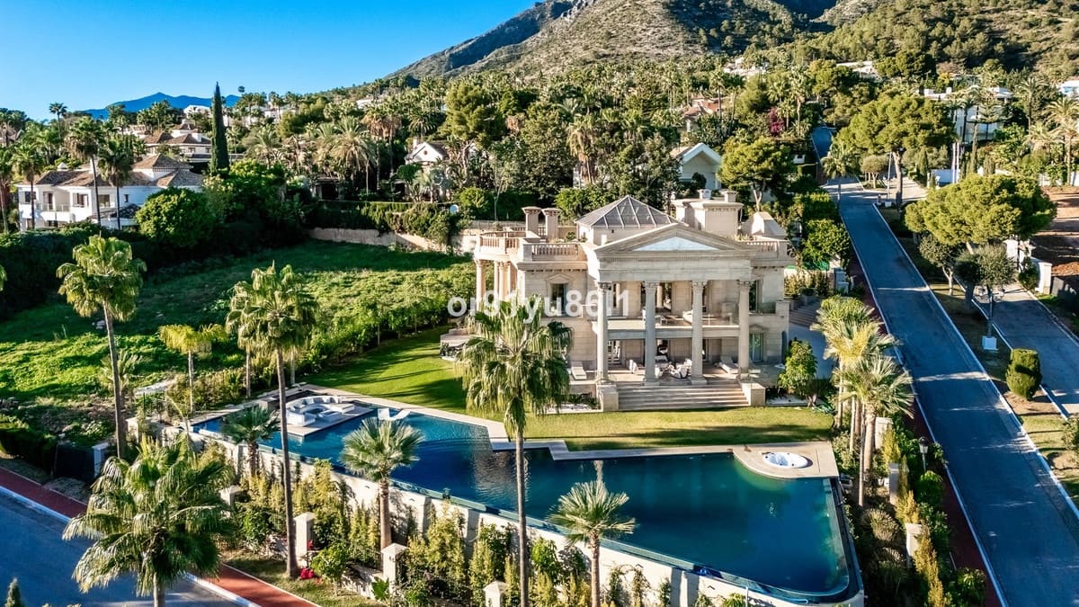 7 quarto Moradia para venda em Golden Mile com garagem - 19 000 000 € (Ref: 9900006)
