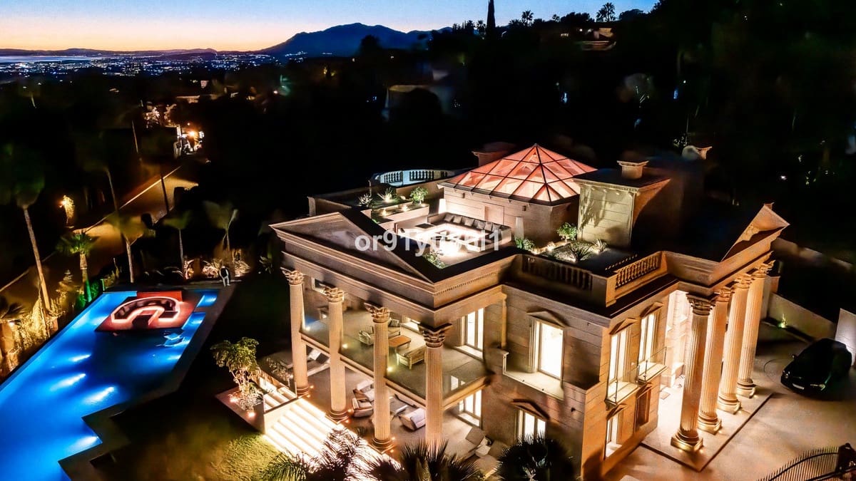 7 quarto Moradia para venda em Golden Mile com garagem - 19 000 000 € (Ref: 9900006)