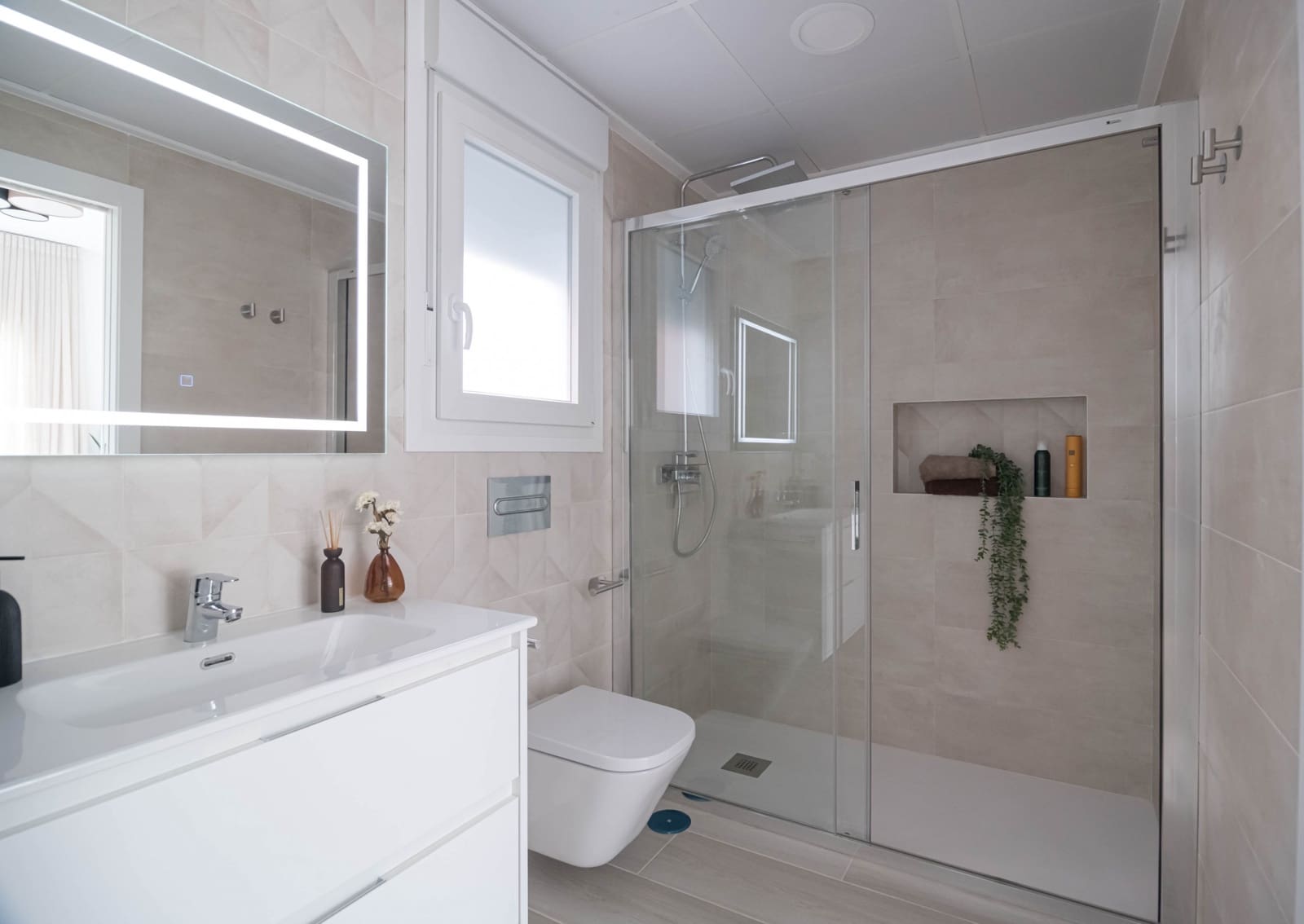 3 sypialnia Finka/Dom wiejski na sprzedaż w Avileses z basenem - 294 900 € (Ref: 9900777)