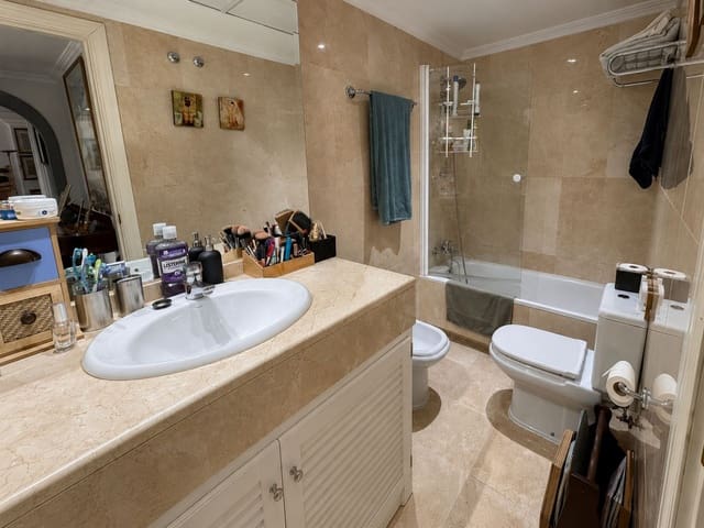 4 camera da letto Attico in vendita in Casco Antiguo, Marbella - 895.000 € (Rif: 9906621)