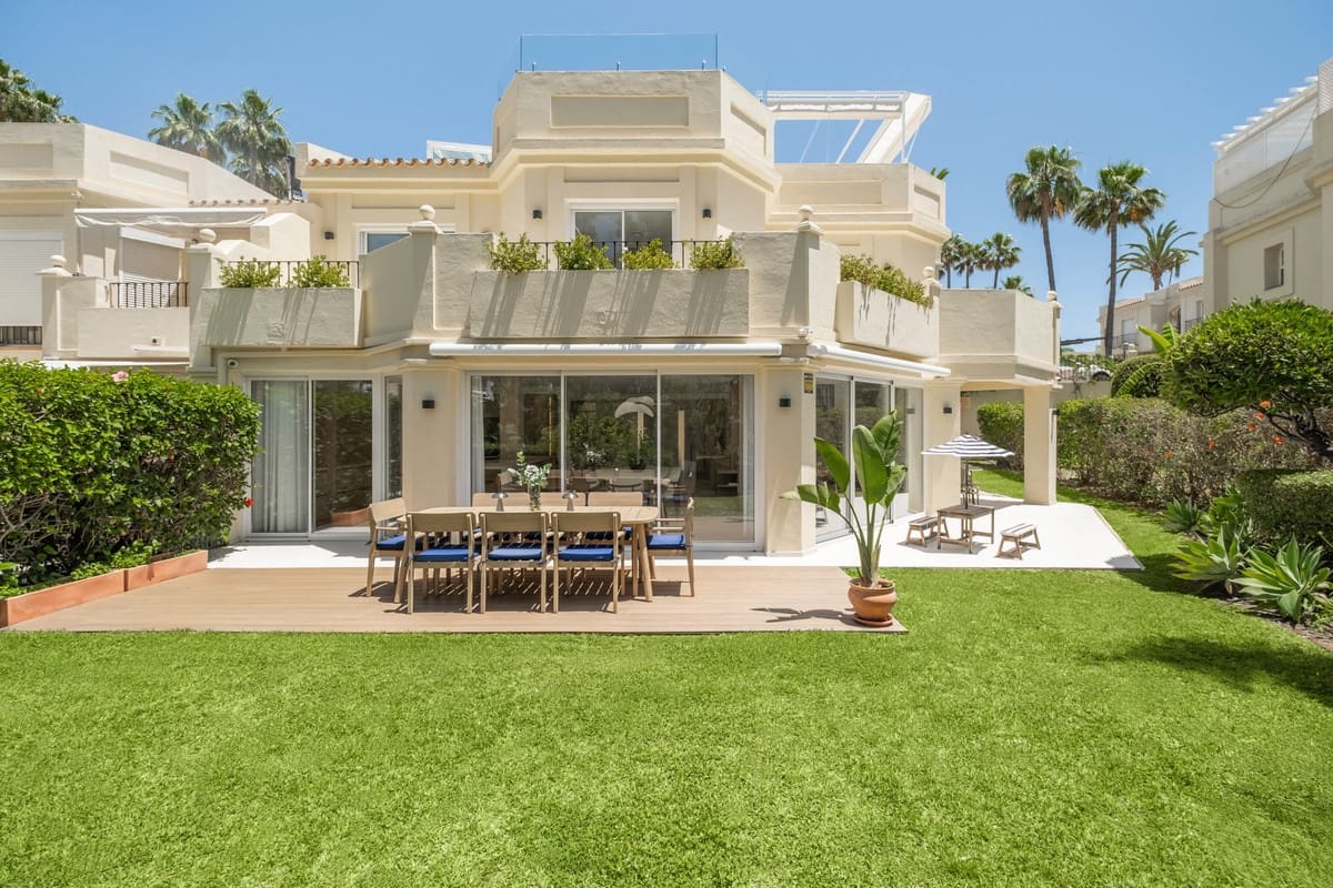 4 makuuhuone Maalaistalo myytävänä paikassa La Quinta - 2 395 000 € (Ref: 9906623)