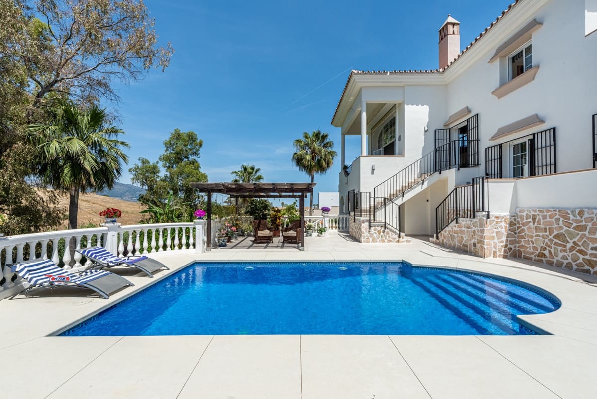 5 slaapkamer Villa te koop in Mijas - € 975.000 (Ref: 9909818)