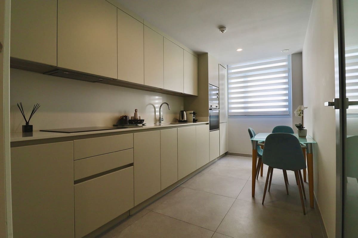 3 sovrum Lägenhet till salu i Elviria med garage - 995 000 € (Ref: 9909819)