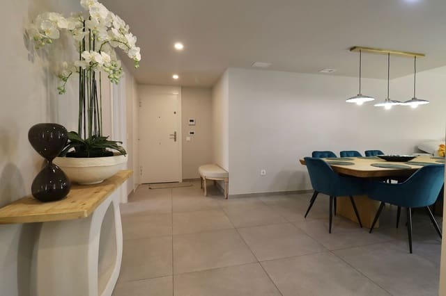 3 sovrum Lägenhet till salu i Elviria, Marbella med garage - 995 000 € (Ref: 9909819)