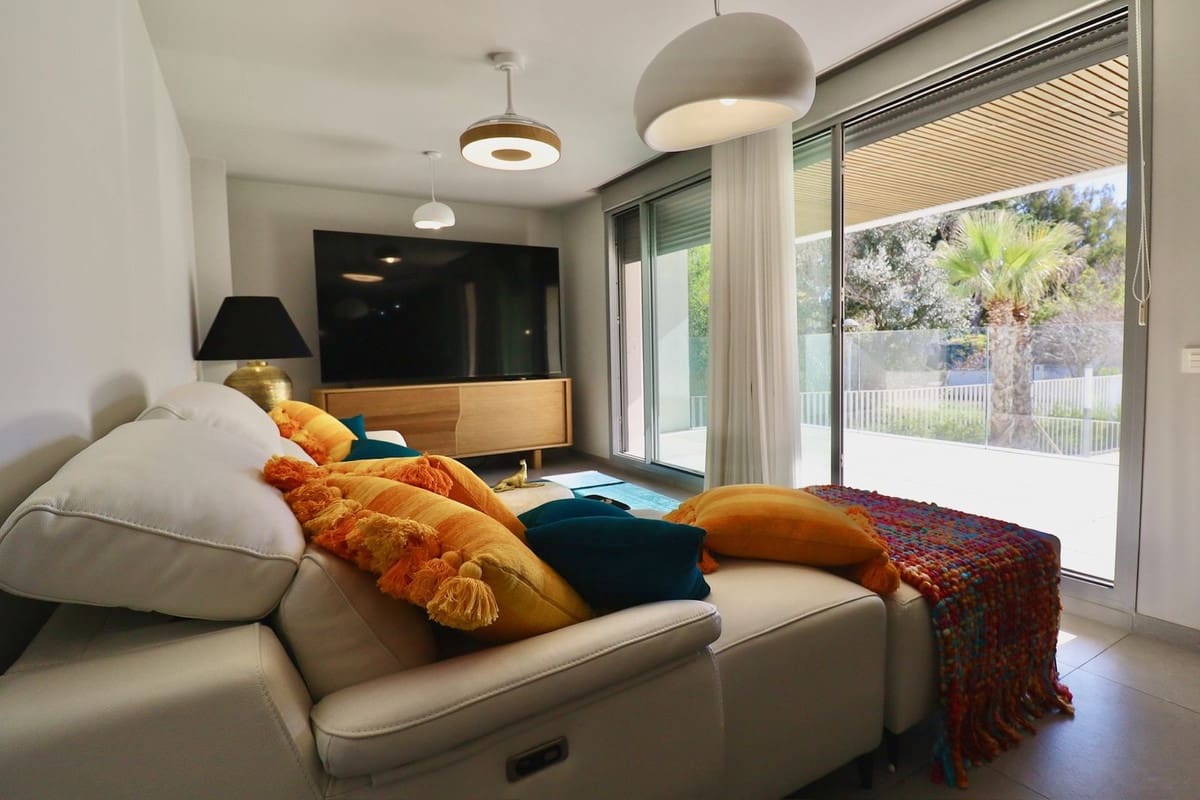 3 sovrum Lägenhet till salu i Elviria med garage - 995 000 € (Ref: 9909819)