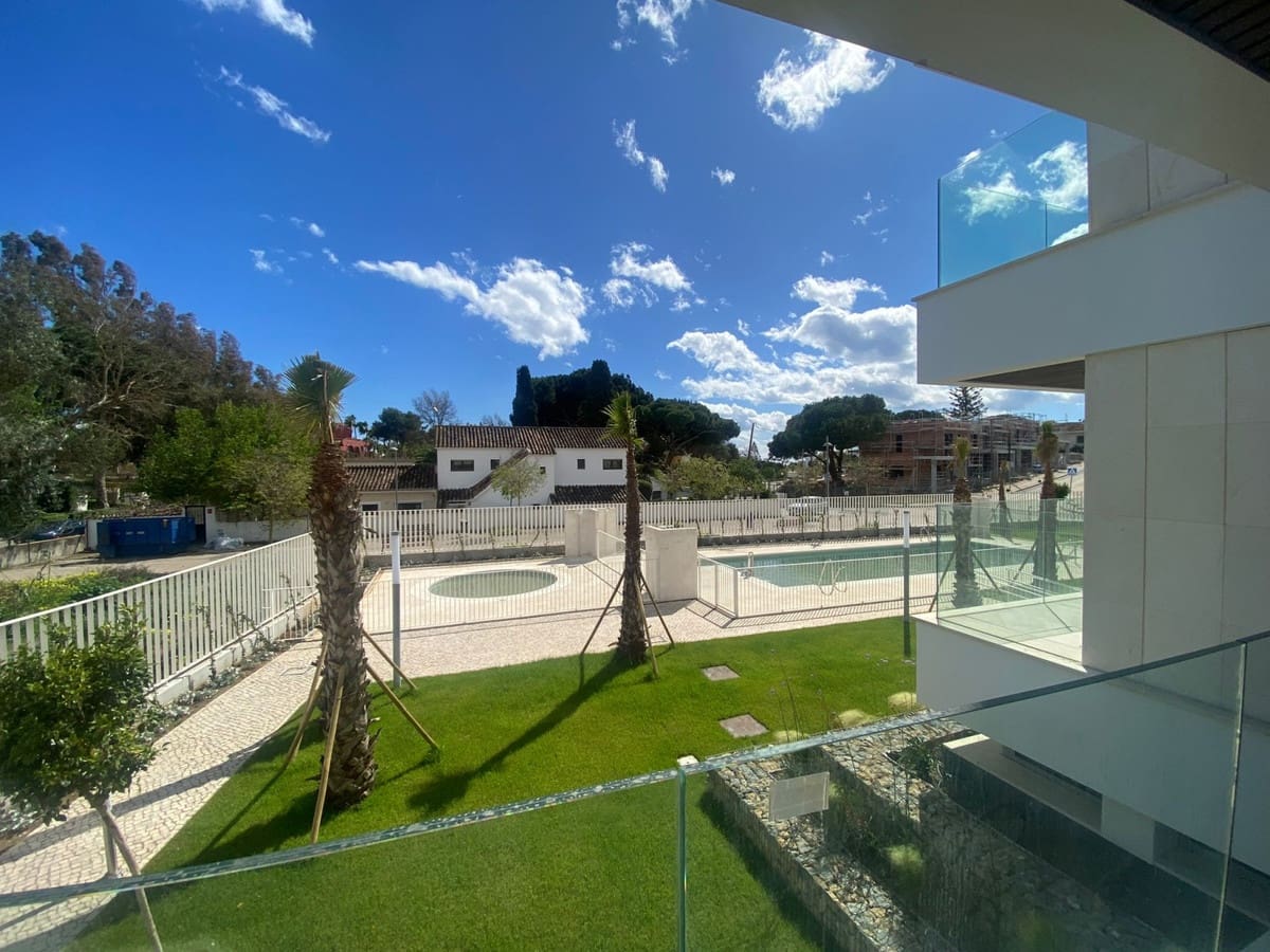 3 sovrum Lägenhet till salu i Elviria med garage - 995 000 € (Ref: 9909819)
