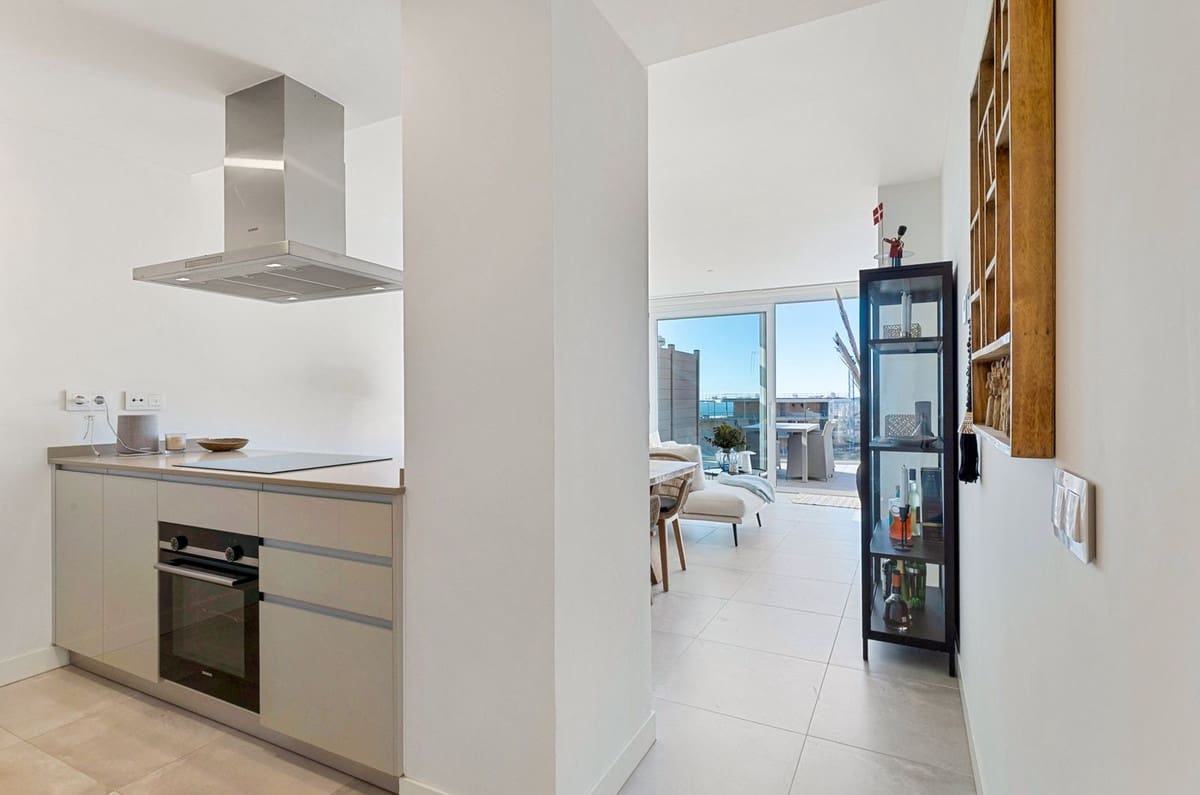 2 slaapkamer Appartement te koop in Fuengirola met garage - € 645.000 (Ref: 9916404)