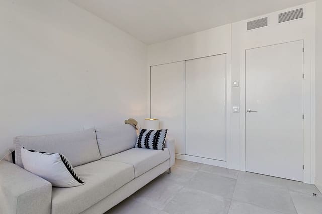 2 slaapkamer Appartement te koop in Castillo Sohail, Fuengirola met garage - € 645.000 (Ref: 9916404)