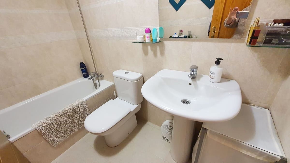 1 slaapkamer Appartement te koop in Fuengirola met garage - € 269.000 (Ref: 9921565)
