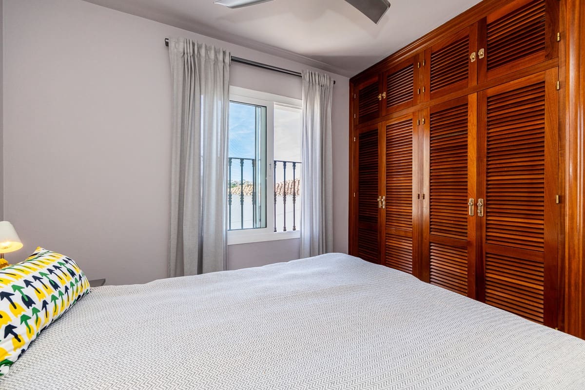 3 sovrum Takvåning till salu i Riviera del Sol - 395 000 € (Ref: 9923078)