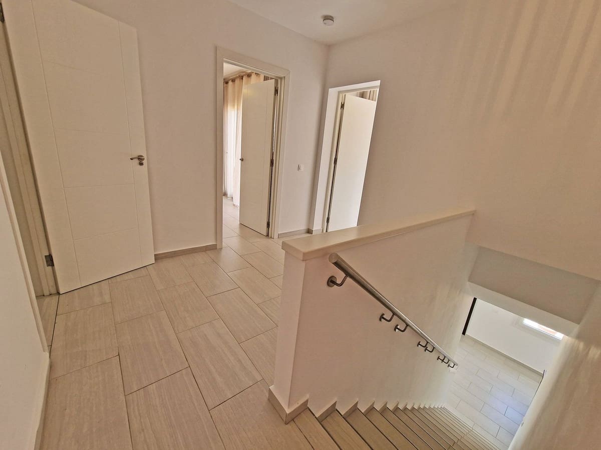 2 sypialnia Willa na sprzedaż w Calahonda z garażem - 850 000 € (Ref: 9923079)