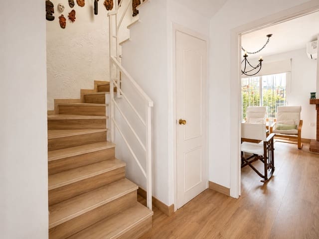 4 Zimmer Finca/Landgut zu verkaufen in La Cala de Mijas, Mijas mit Garage - 525.000 € (Ref: 9923080)