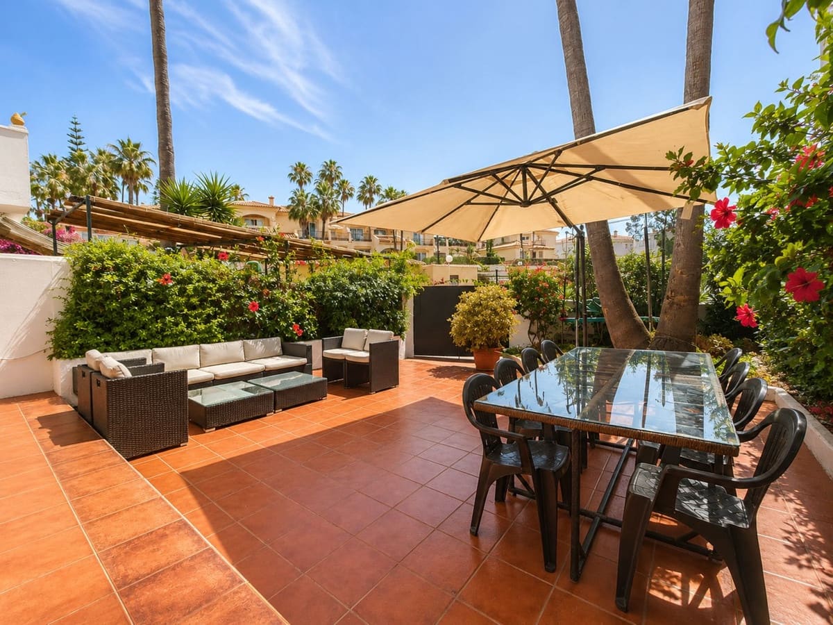 4 Zimmer Finca/Landgut zu verkaufen in La Cala de Mijas mit Garage - 525.000 € (Ref: 9923080)