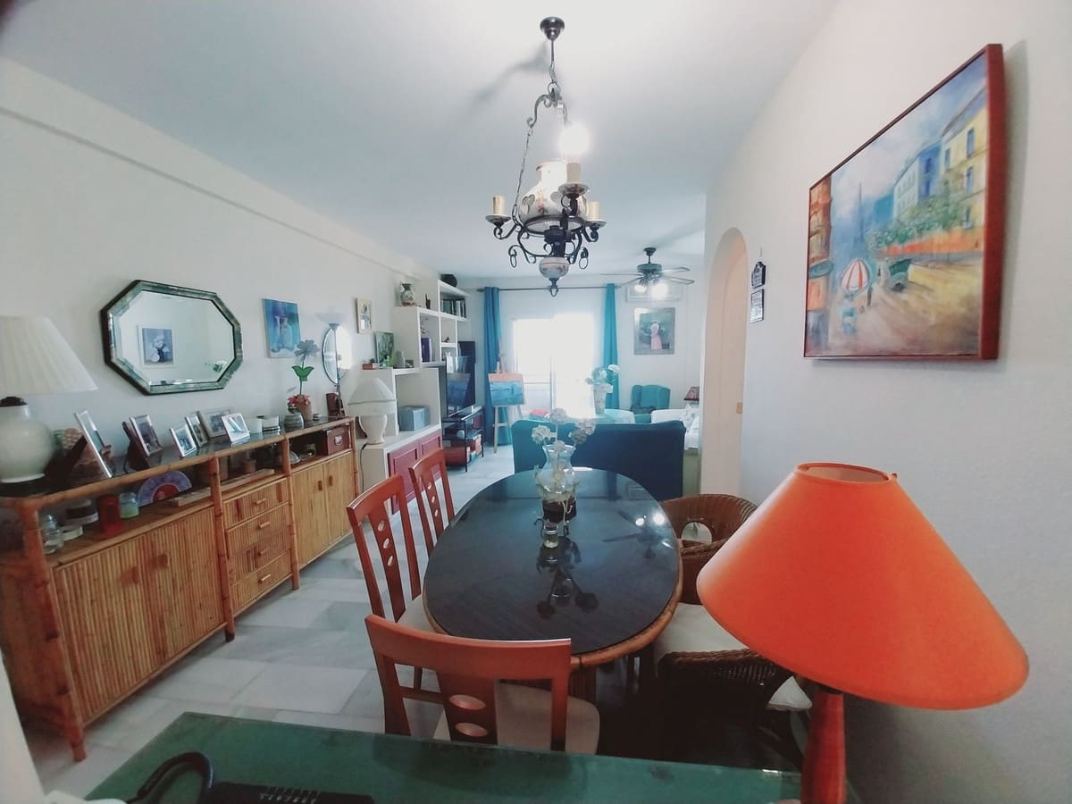 2 slaapkamer Appartement te koop in Calahonda - € 319.000 (Ref: 9923081)