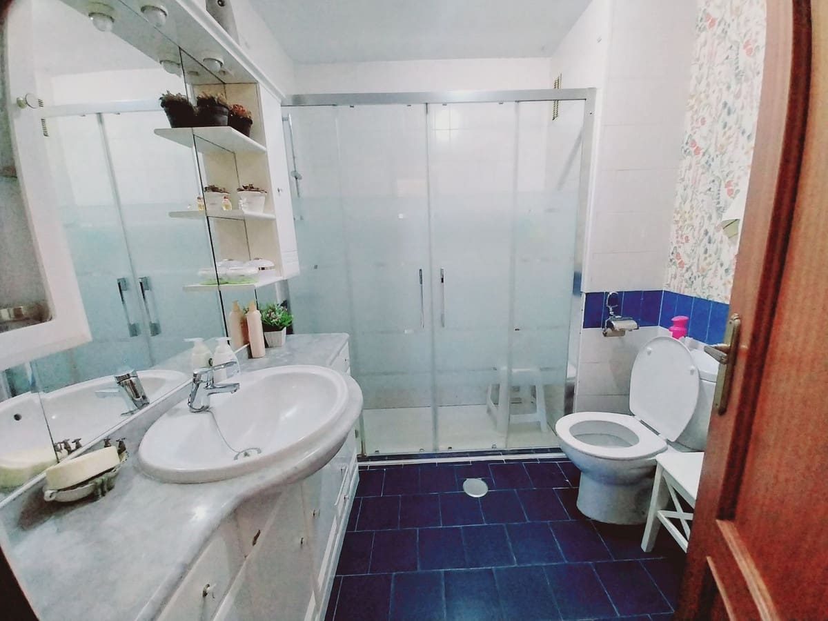 2 slaapkamer Appartement te koop in Calahonda - € 319.000 (Ref: 9923081)