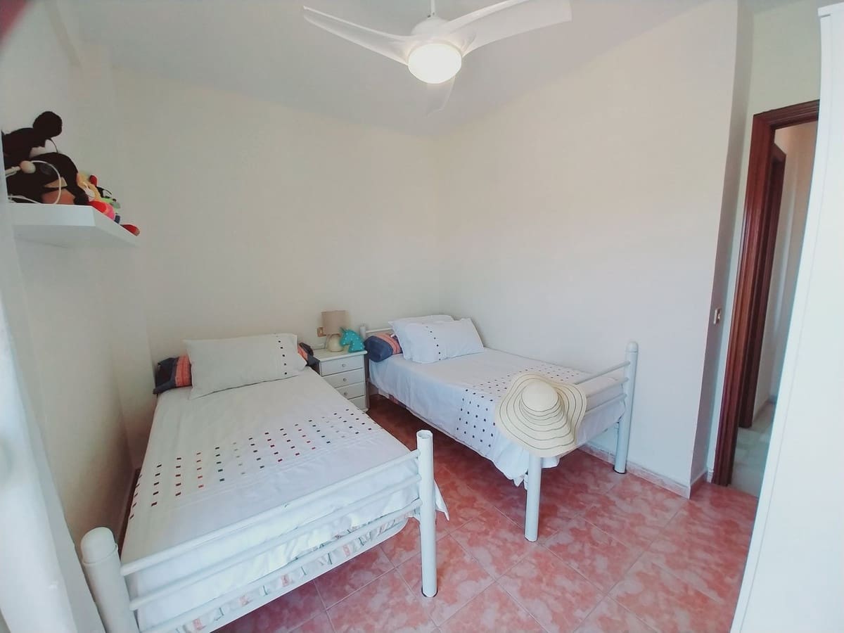 2 slaapkamer Appartement te koop in Calahonda - € 319.000 (Ref: 9923081)