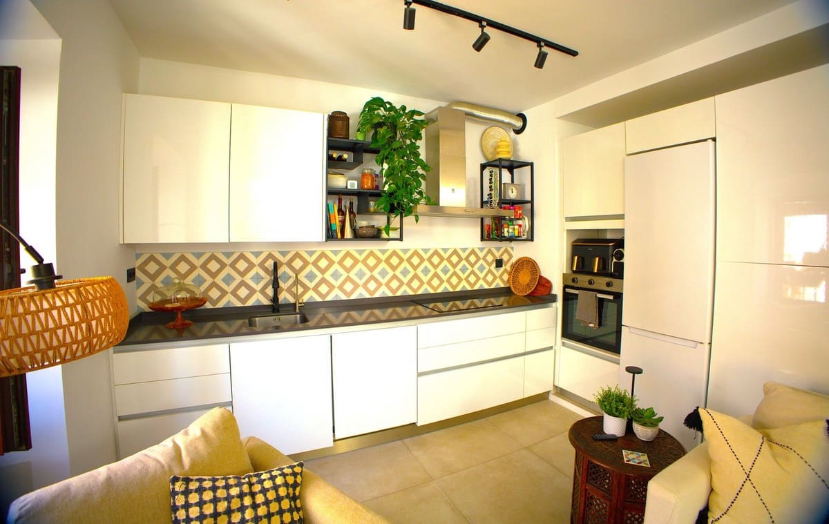 2 soverom Penthouse til salgs i Estepona - € 625 000 (Ref: 9923082)