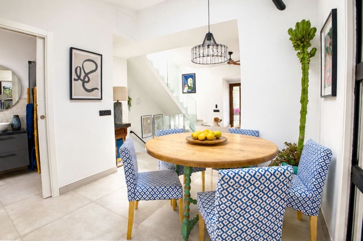 2 soverom Penthouse til salgs i Estepona - € 625 000 (Ref: 9923082)