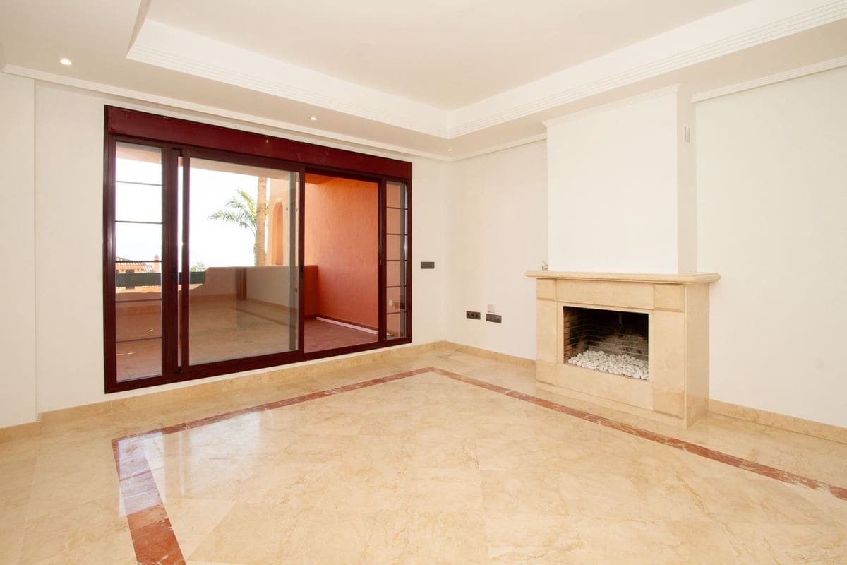2 quarto Apartamento para venda em La Mairena com garagem - 365 000 € (Ref: 9923084)
