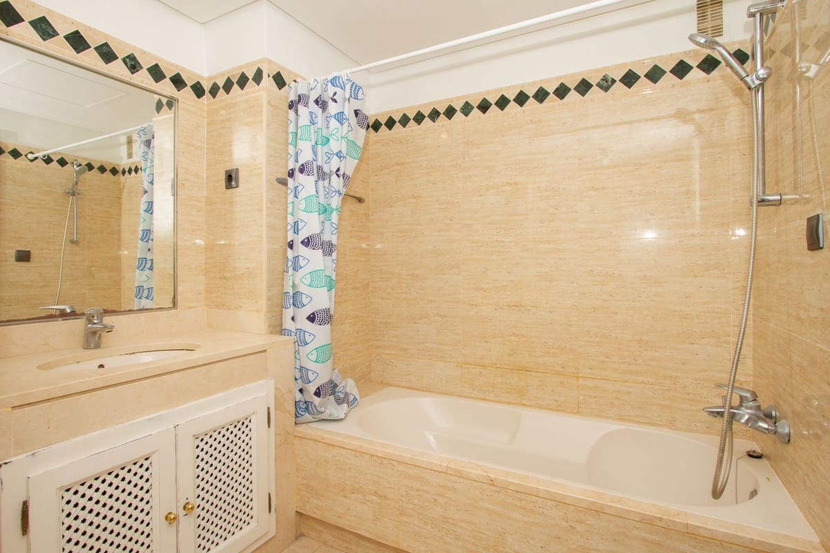 2 quarto Apartamento para venda em La Mairena com garagem - 365 000 € (Ref: 9923084)