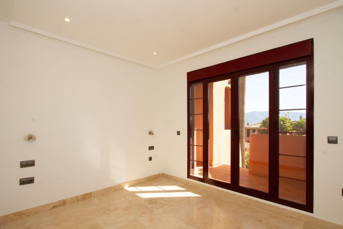 2 quarto Apartamento para venda em La Mairena com garagem - 365 000 € (Ref: 9923084)