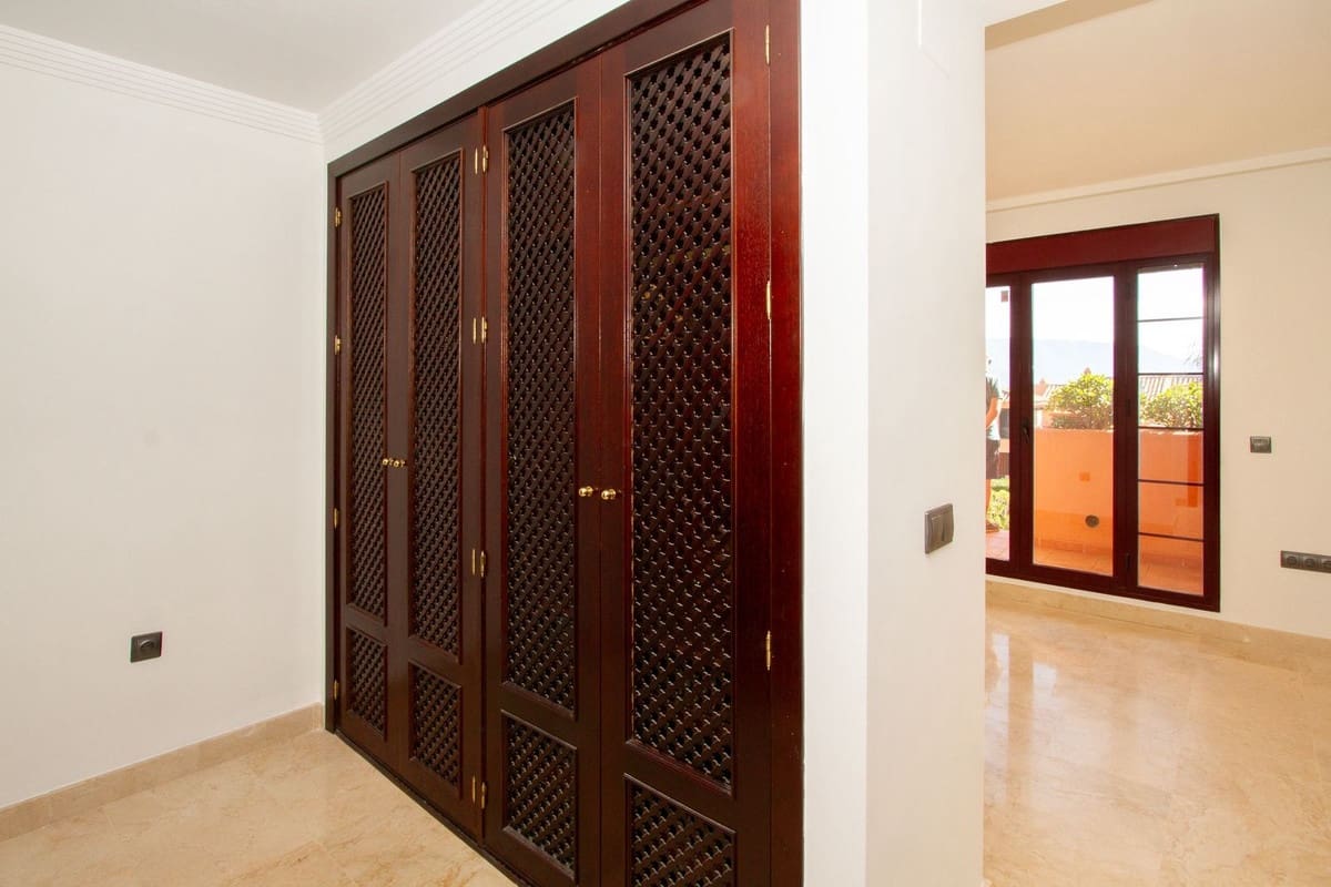 2 quarto Apartamento para venda em La Mairena com garagem - 365 000 € (Ref: 9923084)