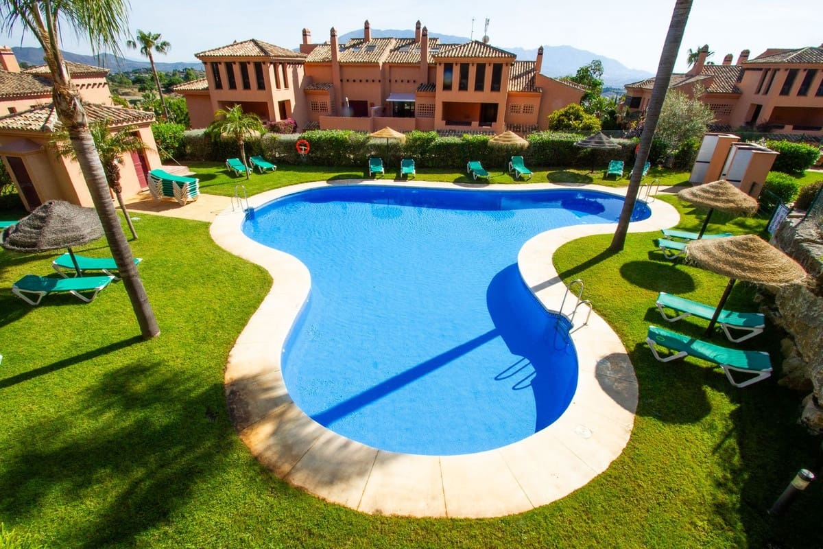2 quarto Apartamento para venda em La Mairena com garagem - 365 000 € (Ref: 9923084)