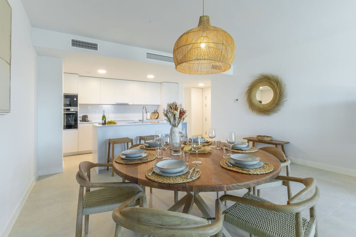 3 sypialnia Apartament na sprzedaż w Estepona z garażem - 570 000 € (Ref: 9928590)