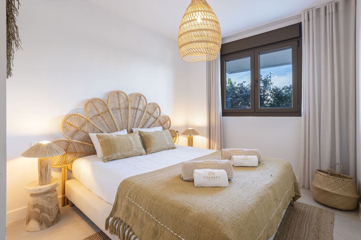 3 sypialnia Apartament na sprzedaż w Estepona z garażem - 570 000 € (Ref: 9928590)