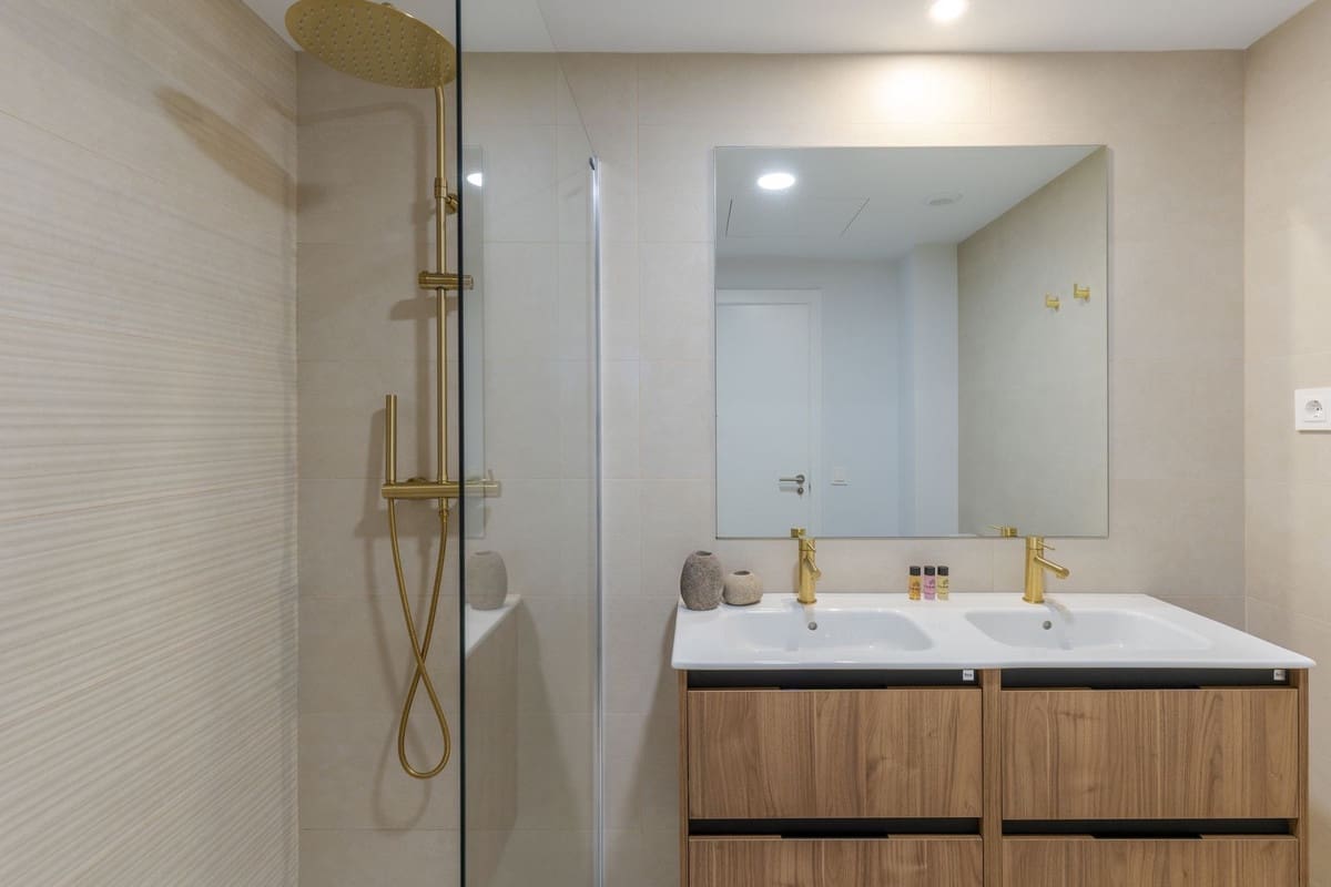 3 sypialnia Apartament na sprzedaż w Estepona z garażem - 570 000 € (Ref: 9928590)