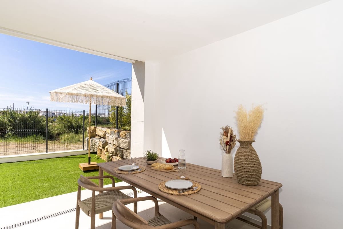 3 sypialnia Apartament na sprzedaż w Estepona z garażem - 570 000 € (Ref: 9928590)