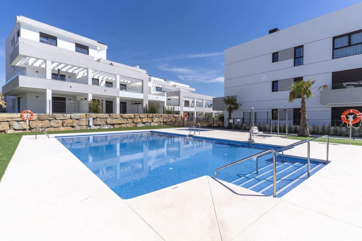 3 sypialnia Apartament na sprzedaż w Estepona z garażem - 570 000 € (Ref: 9928590)