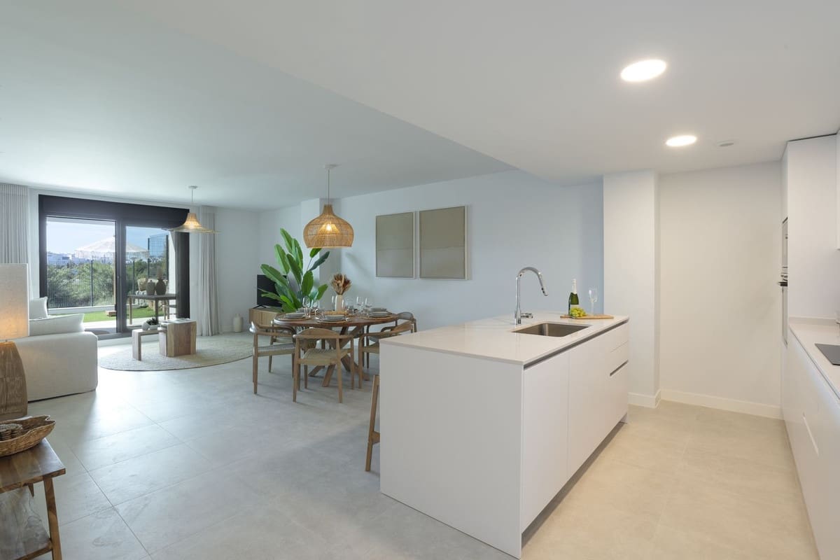 3 sypialnia Apartament na sprzedaż w Estepona z garażem - 570 000 € (Ref: 9928590)