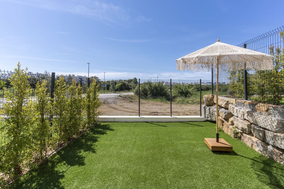 3 sypialnia Apartament na sprzedaż w Estepona z garażem - 570 000 € (Ref: 9928590)