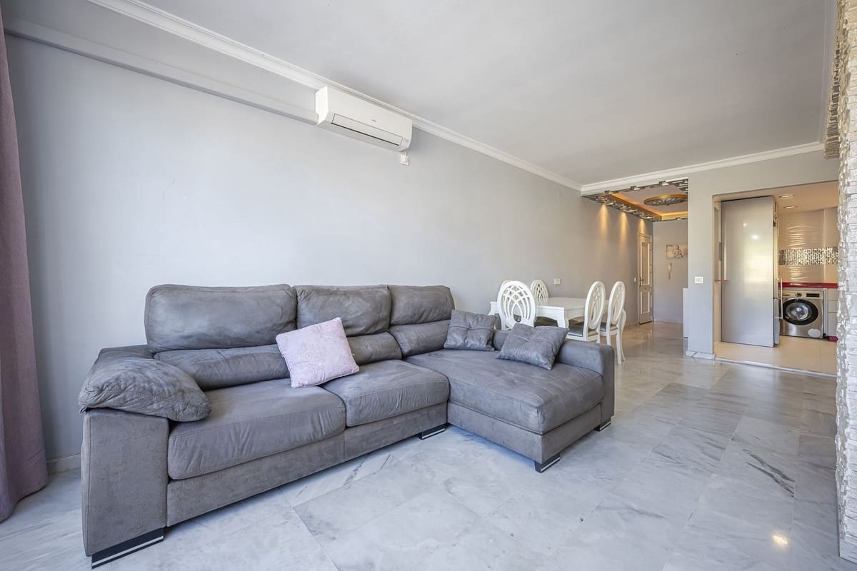 3 soverom Leilighet til salgs i Marbella - € 300 000 (Ref: 9928593)