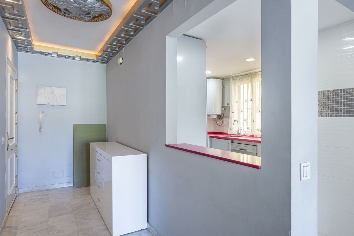 3 soverom Leilighet til salgs i Marbella - € 300 000 (Ref: 9928593)