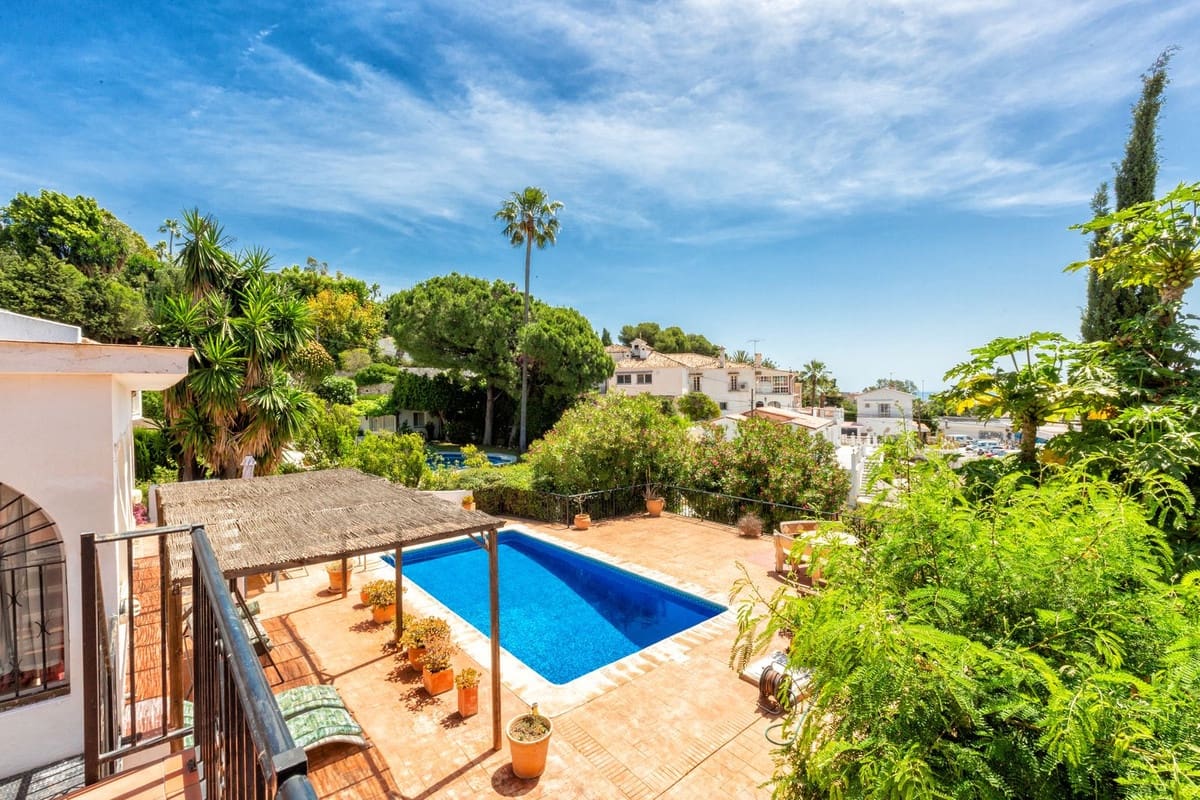 6 bedroom Villa for sale in Mijas - € 835,000 (Ref: 9930006)