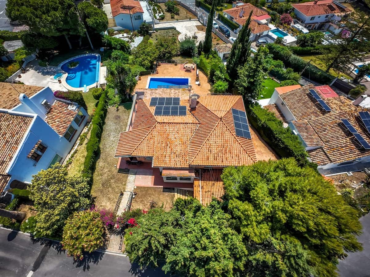 6 bedroom Villa for sale in Mijas - € 835,000 (Ref: 9930006)